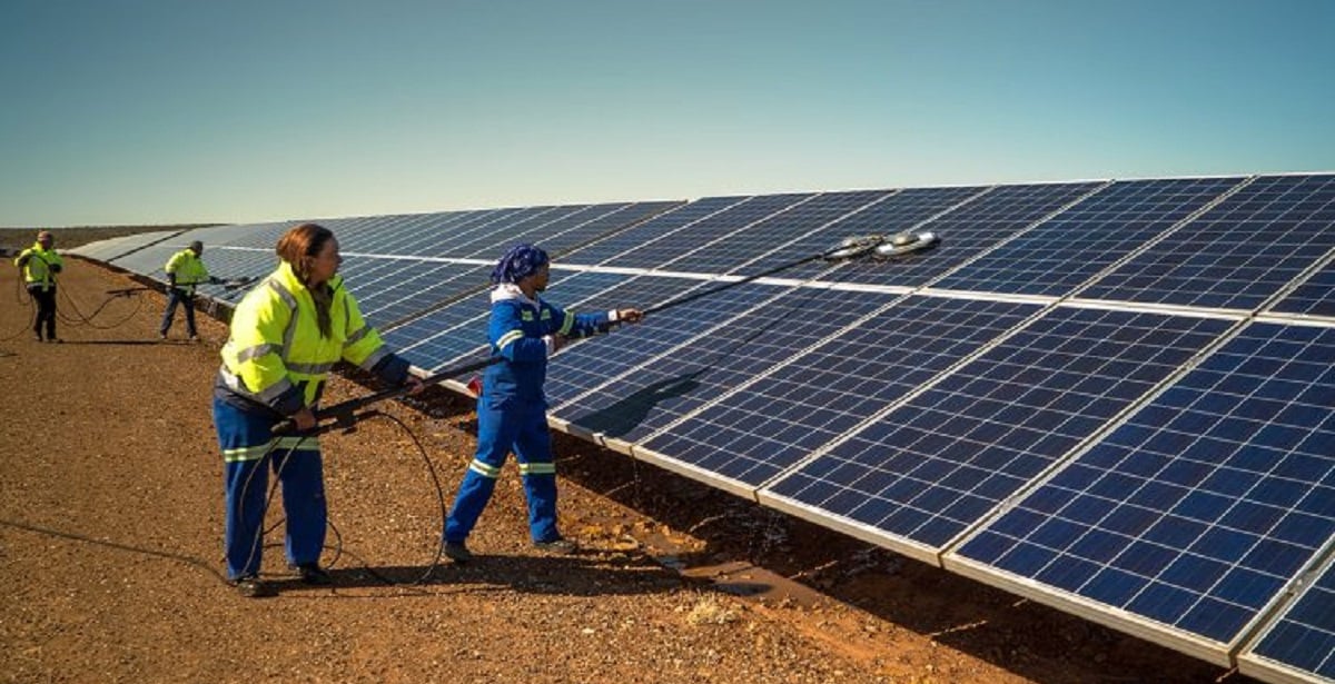 Mantenimiento preventivo a Paneles Solares